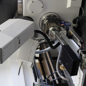 Nový elektronový mikroskop Thermo Fisher Apreo ChemiSEM s integrovaným hybridním pixelovým detektorem od firmy AdvaScope