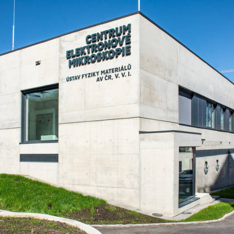 Nové Centrum elektronové mikroskopie v Brně